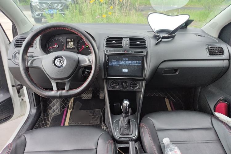 Used Volkswagen Polo 2018 1.5L Automatic Advanced Driving Model Center Console