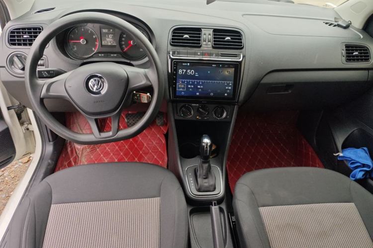 Used Volkswagen Polo 2018 1.5L Automatic Advanced Driving Model Center Console