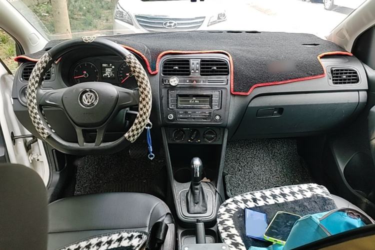 Used Volkswagen Polo 2018 1.5L Automatic Advanced Driving Model Center Console