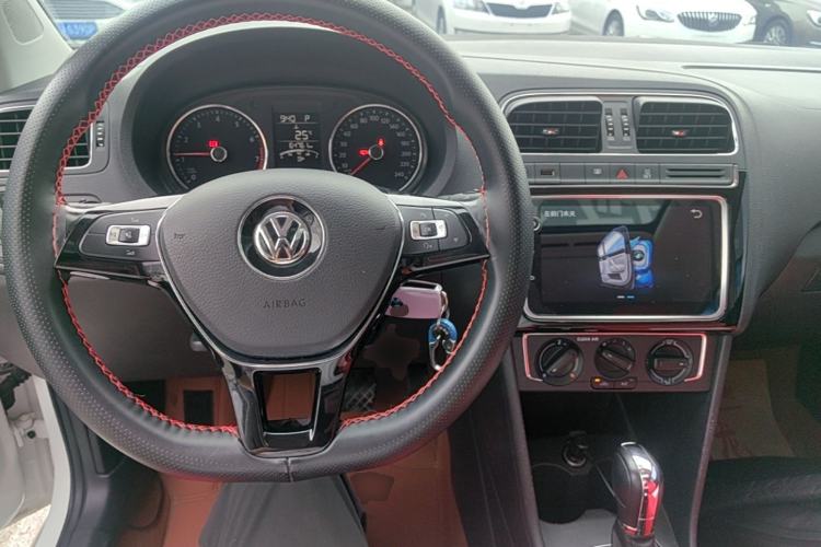 Used Volkswagen Polo 2018 1.5L Automatic Enjoyment Model Center Console