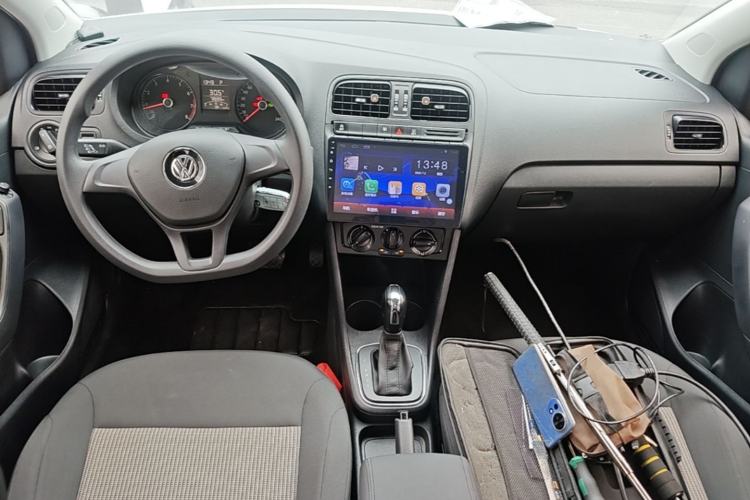 Used Volkswagen Polo 2018 1.5L Automatic Advanced Driving Model Center Console