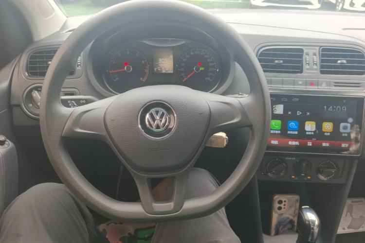 Used Volkswagen Polo 2018 1.5L Automatic Advanced Driving Model Center Console