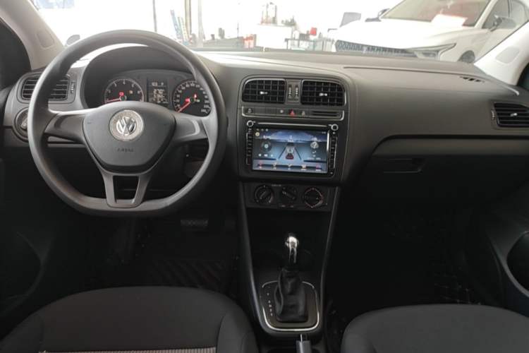 Used Volkswagen Polo 2018 1.5L Automatic Advanced Driving Model Center Console