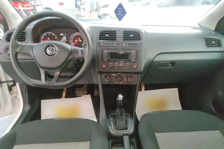 Used Volkswagen Polo 2018 1.5L Automatic Advanced Driving Model Center Console