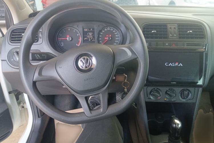 Used Volkswagen Polo 2018 1.5L Automatic Advanced Driving Model Center Console