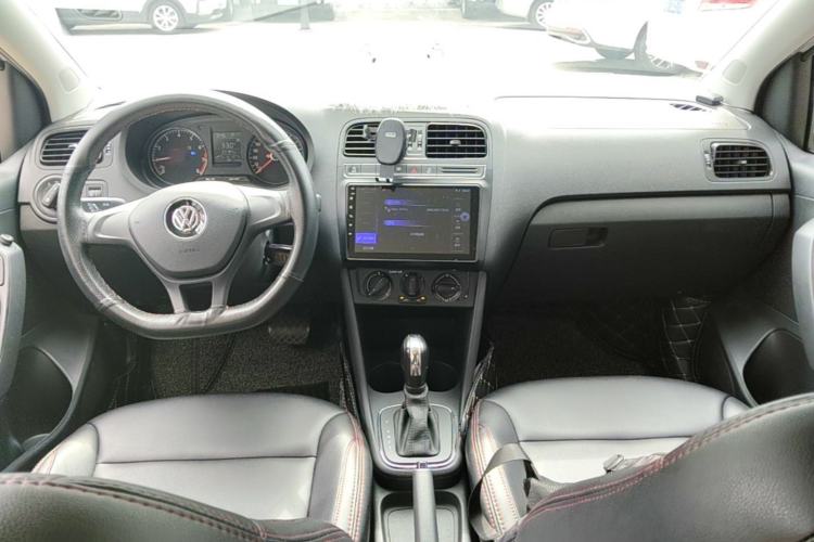 Used Volkswagen Polo 2018 1.5L Automatic Advanced Driving Model Center Console