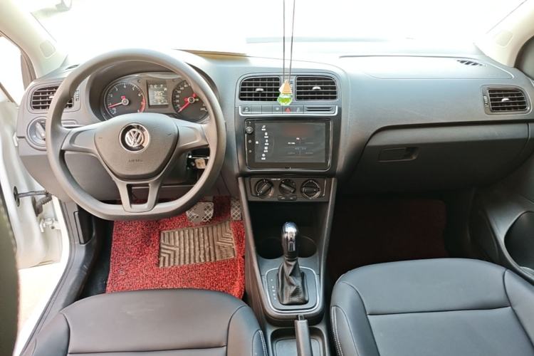 Used Volkswagen Polo 2018 1.5L Automatic Advanced Driving Model Center Console