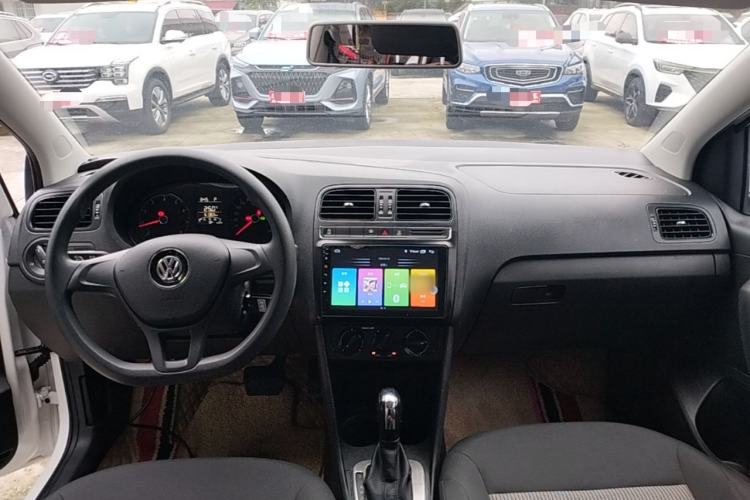 Used Volkswagen Polo 2018 1.5L Automatic Advanced Driving Model Center Console