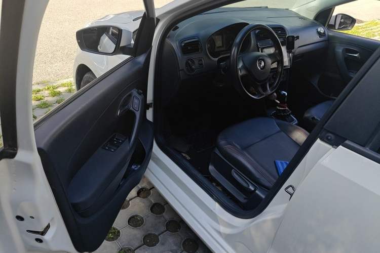 Used Volkswagen Polo 2018 1.5L Automatic Advanced Driving Model Driver Seat