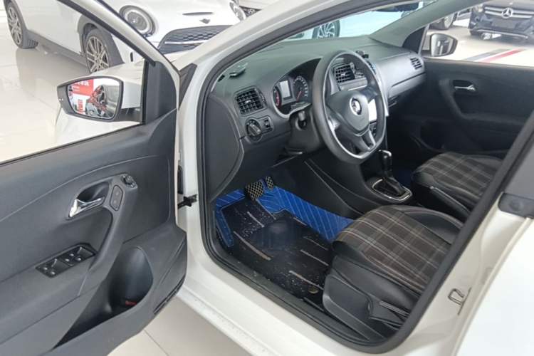 Used Volkswagen Polo 2018 1.5L Automatic Advanced Driving Model Driver Seat