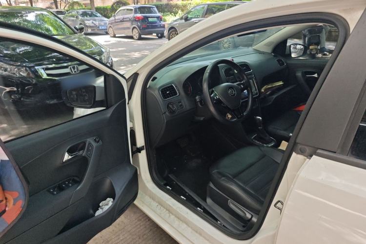 Used Volkswagen Polo 2018 1.5L Automatic Luxury Edition Driver Seat