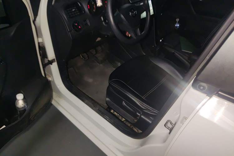 Used Volkswagen Polo 2018 1.5L Manual Drive-Comfort Model Driver Seat