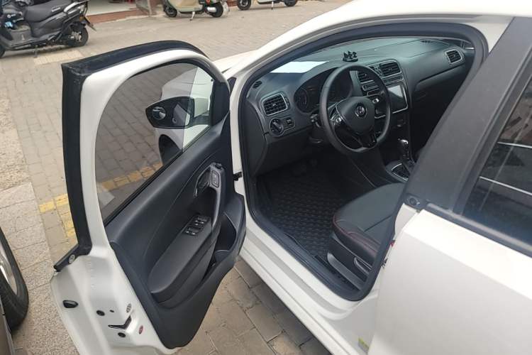 Used Volkswagen Polo 2018 1.5L Automatic Enjoyment Model Driver Seat