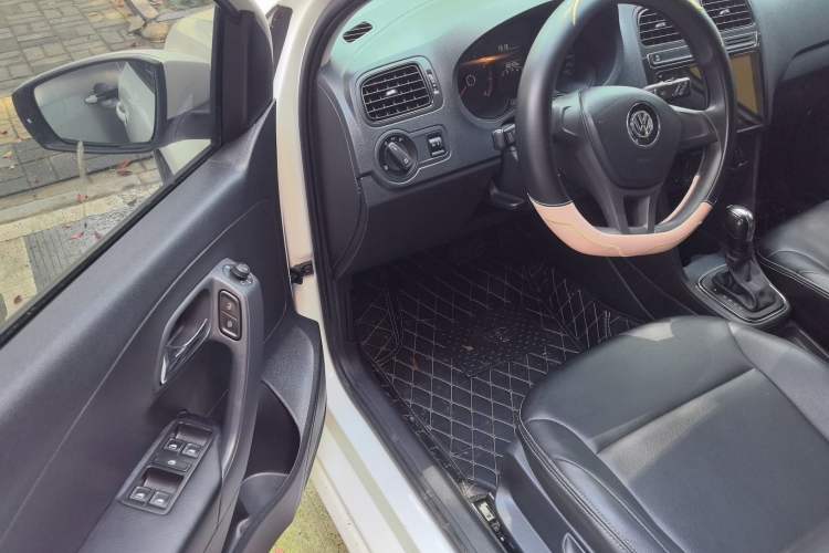 Used Volkswagen Polo 2018 1.5L Automatic Advanced Driving Model Driver Seat