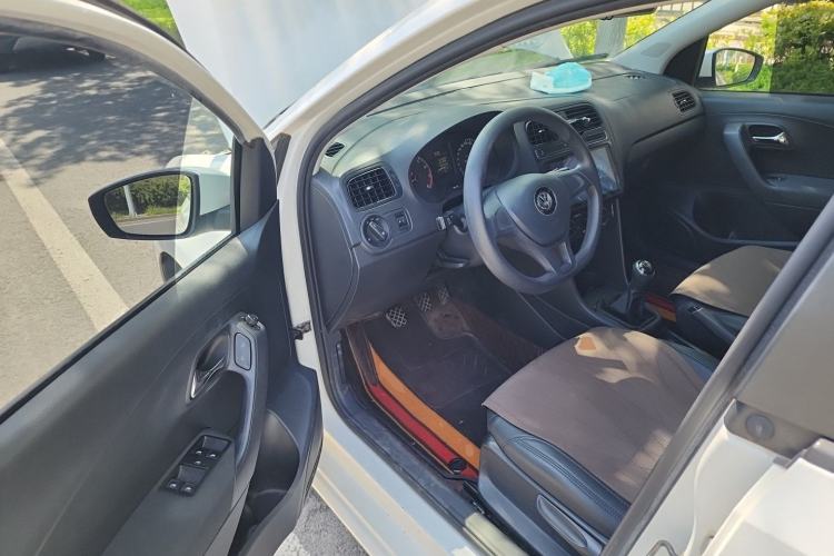 Used Volkswagen Polo 2018 1.5L Manual Drive-Comfort Model Driver Seat