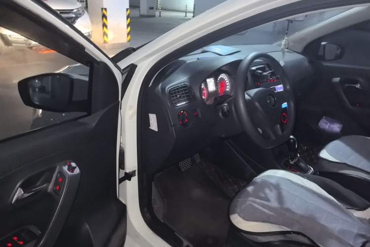 Used Volkswagen Polo 2018 1.5L Automatic Advanced Driving Model Driver Seat