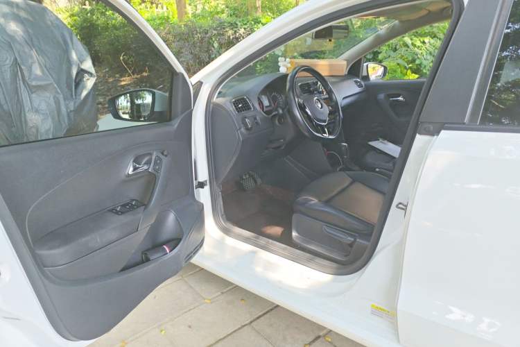 Used Volkswagen Polo 2018 1.5L Automatic Enjoyment Model Driver Seat
