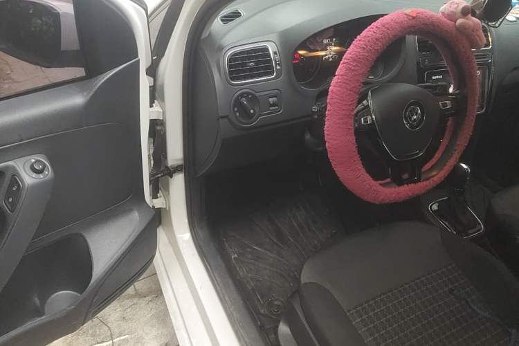 Used Volkswagen Polo 2018 1.5L Automatic Enjoyment Model Driver Seat