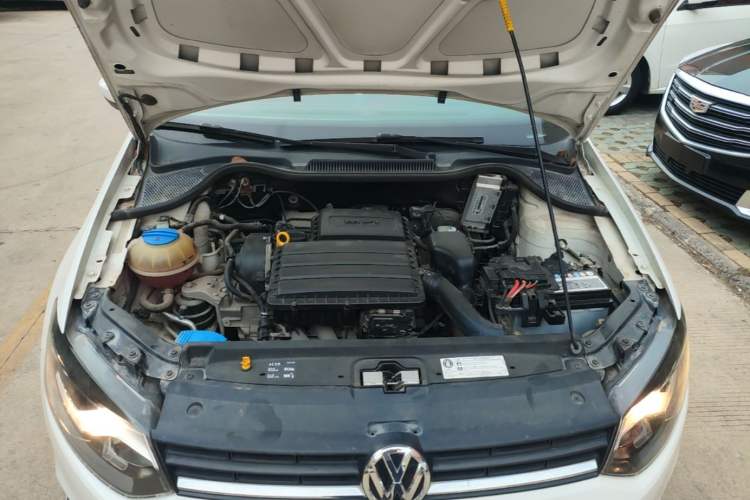 Used Volkswagen Polo 2018 1.5L Manual Drive-Comfort Model Engine Bay