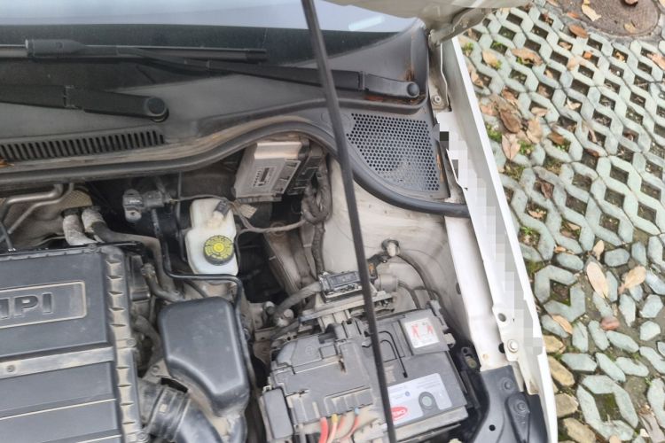Used Volkswagen Polo 2018 1.5L Automatic Enjoyment Model Engine Bay Left