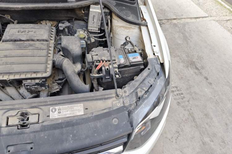 Used Volkswagen Polo 2018 1.5L Manual Drive-Comfort Model Engine Bay Left