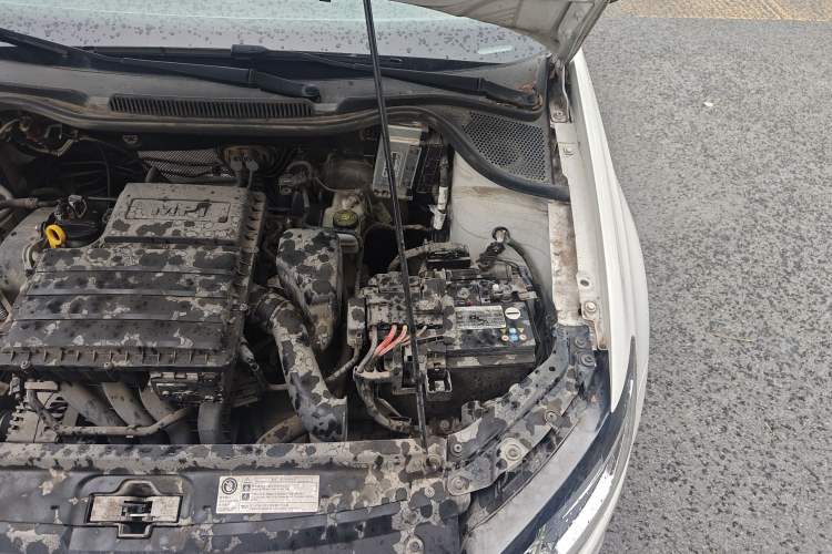 Used Volkswagen Polo 2018 1.5L Automatic Enjoyment Model Engine Bay Left