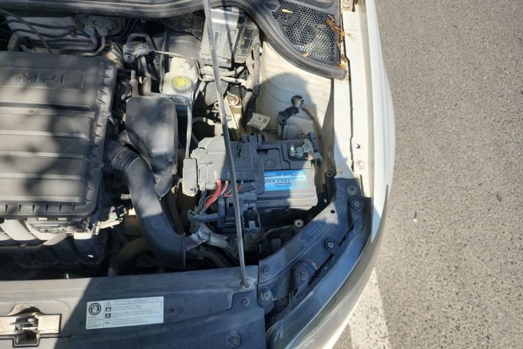 Used Volkswagen Polo 2018 1.5L Manual Drive-Comfort Model Engine Bay Left