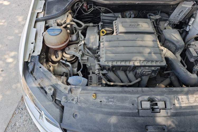 Used Volkswagen Polo 2018 1.5L Automatic Enjoyment Model Engine Bay Right
