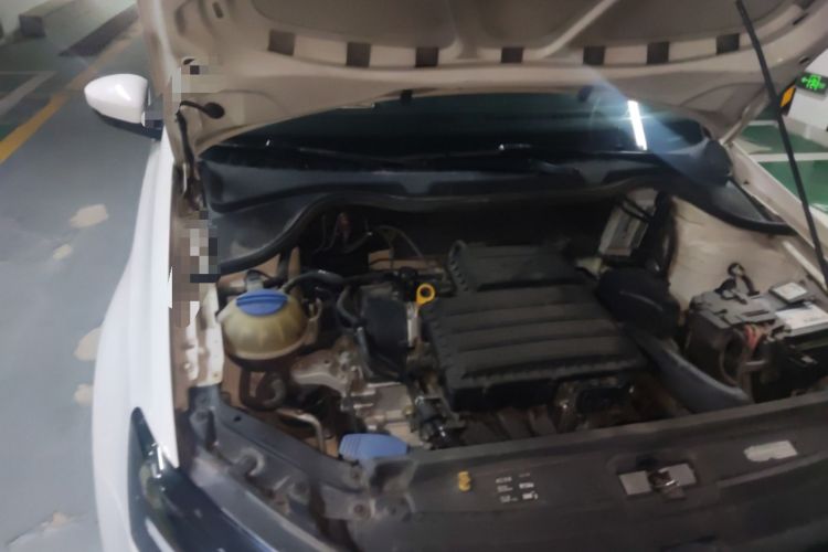 Used Volkswagen Polo 2018 1.5L Manual Drive-Comfort Model Engine Bay Right