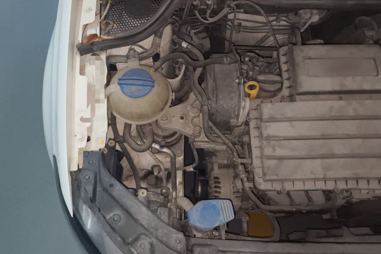 Used Volkswagen Polo 2018 1.5L Manual Drive-Comfort Model Engine Bay Right
