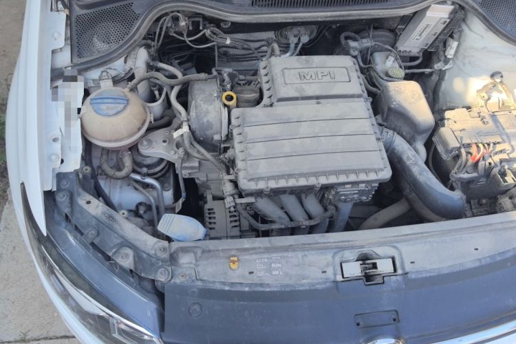 Used Volkswagen Polo 2018 1.5L Manual Drive-Comfort Model Engine Bay Right