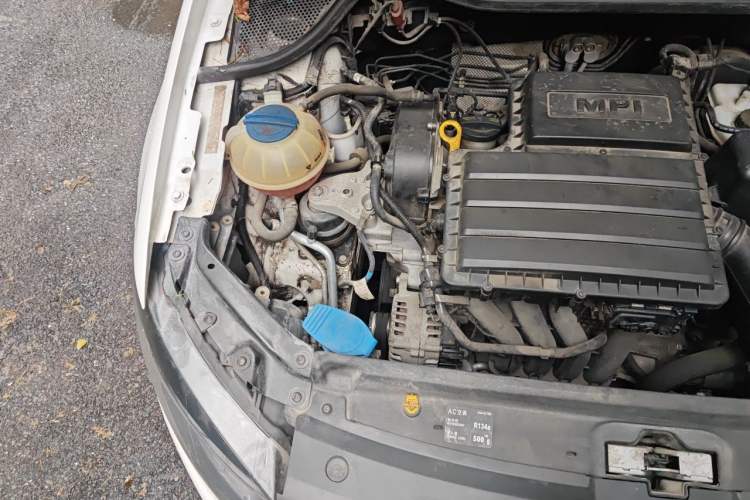 Used Volkswagen Polo 2018 1.5L Manual Drive-Comfort Model Engine Bay Right