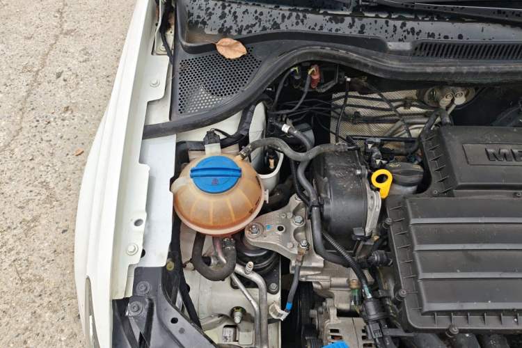 Used Volkswagen Polo 2018 1.5L Automatic Enjoyment Model Engine Bay Right