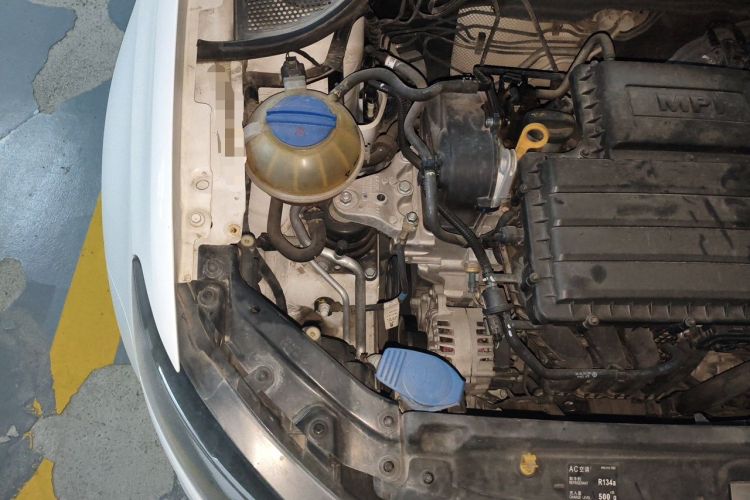 Used Volkswagen Polo 2018 1.5L Manual Drive-Comfort Model Engine Bay Right