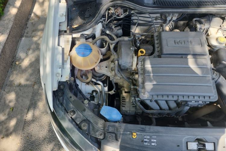 Used Volkswagen Polo 2018 1.5L Manual Drive-Comfort Model Engine Bay Right