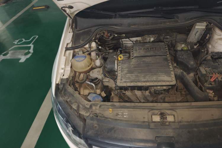 Used Volkswagen Polo 2018 1.5L Automatic Enjoyment Model Engine Bay Right