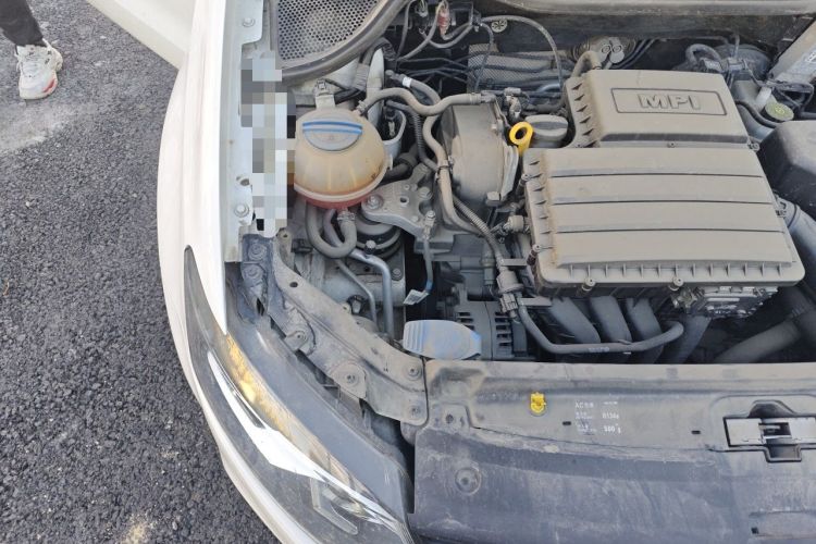 Used Volkswagen Polo 2018 1.5L Manual Drive-Comfort Model Engine Bay Right