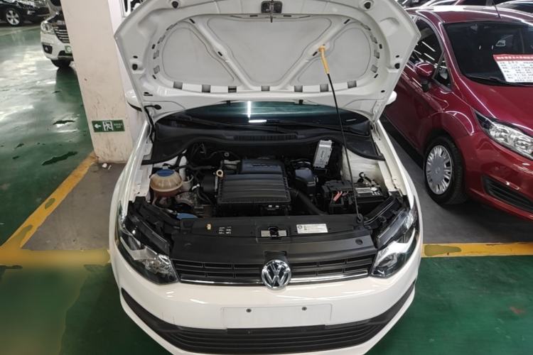 Used Volkswagen Polo 2018 1.5L Manual Drive-Comfort Model Engine Bay