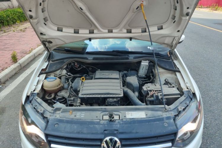 Used Volkswagen Polo 2018 1.5L Manual Drive-Comfort Model Engine Bay