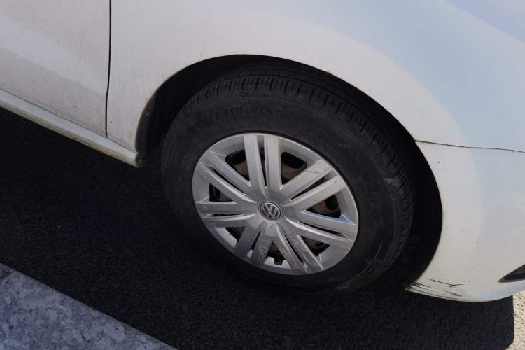 Used Volkswagen Polo 2018 1.5L Manual Drive-Comfort Model Exterior 1