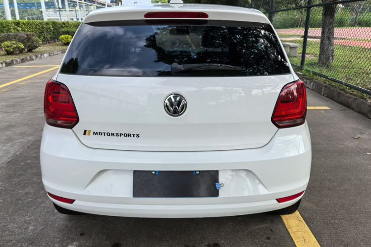 Used Volkswagen Polo 2018 1.5L Manual Drive-Comfort Model Exterior 1