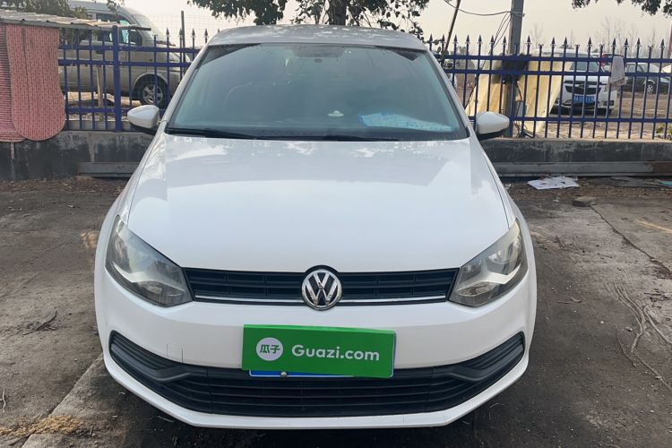 Used Volkswagen Polo 2018 1.5L Manual Drive-Comfort Model Exterior 1