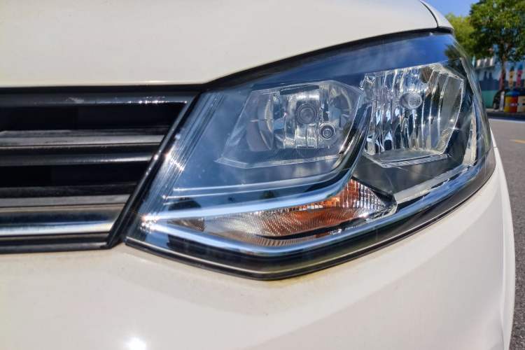 Used Volkswagen Polo 2018 1.5L Automatic Enjoyment Model Exterior 10
