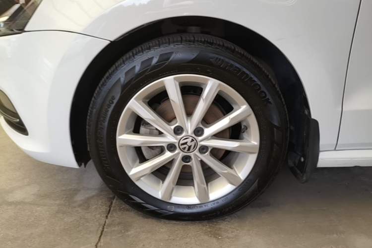 Used Volkswagen Polo 2018 1.5L Automatic Enjoyment Model Exterior 2