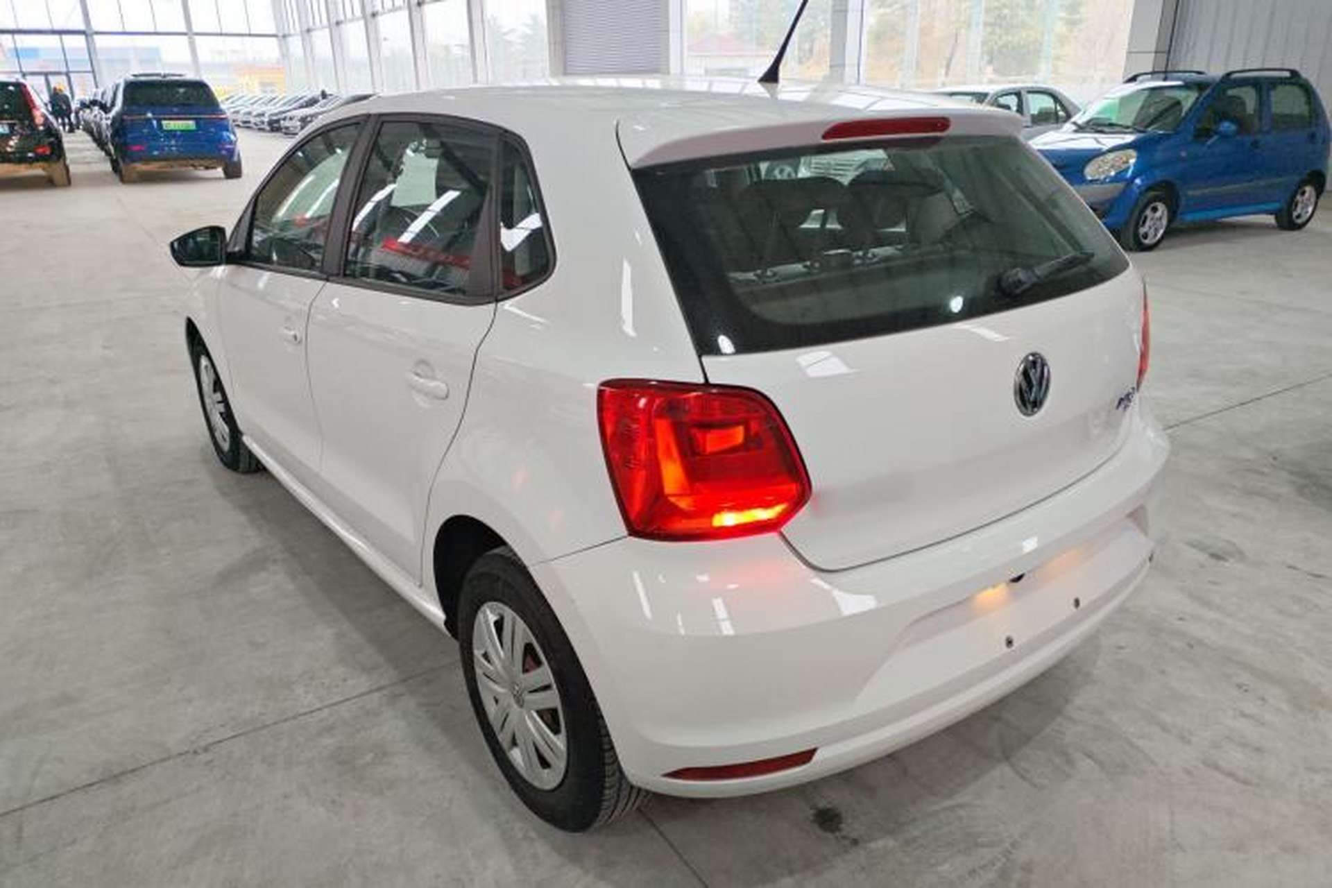 Used Volkswagen Polo 2018 1.5L Manual Drive-Comfort Model Exterior 2