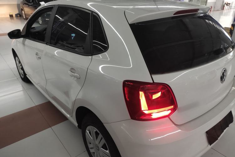 Used Volkswagen Polo 2018 1.5L Manual Drive-Comfort Model Exterior 2