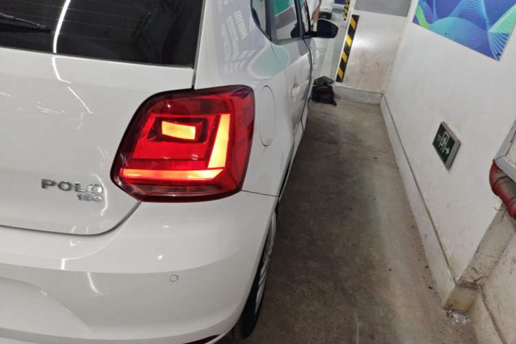 Used Volkswagen Polo 2018 1.5L Automatic Enjoyment Model Exterior 3