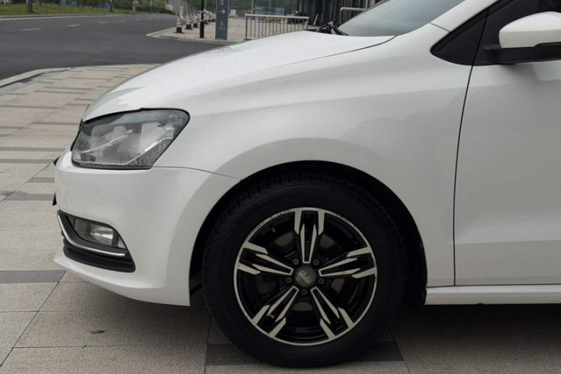 Used Volkswagen Polo 2018 1.5L Automatic Enjoyment Model Exterior 3