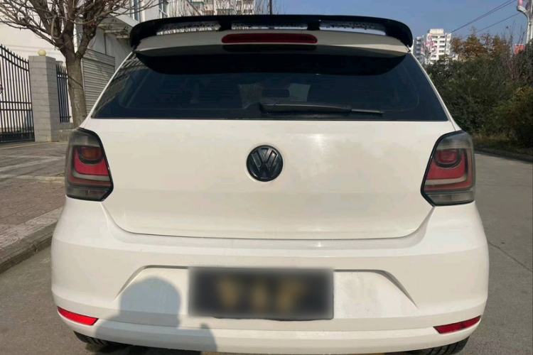Used Volkswagen Polo 2018 1.5L Manual Drive-Comfort Model Exterior 3