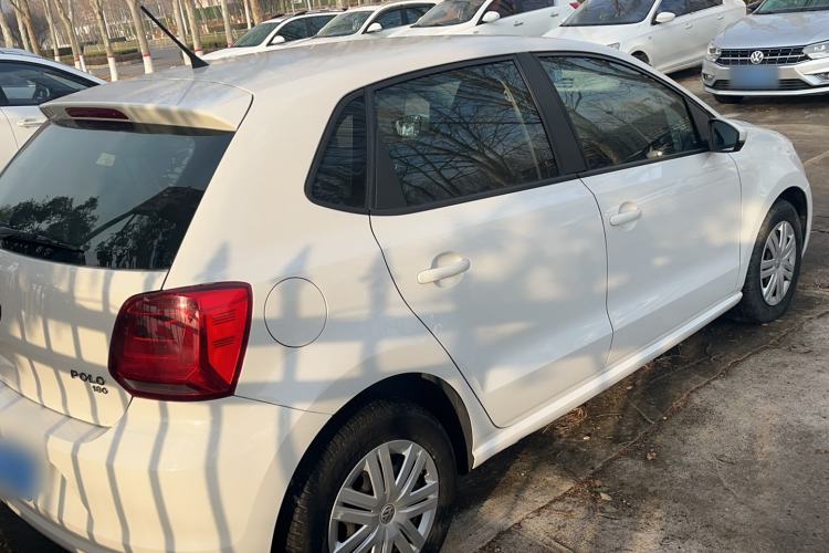 Used Volkswagen Polo 2018 1.5L Manual Drive-Comfort Model Exterior 3